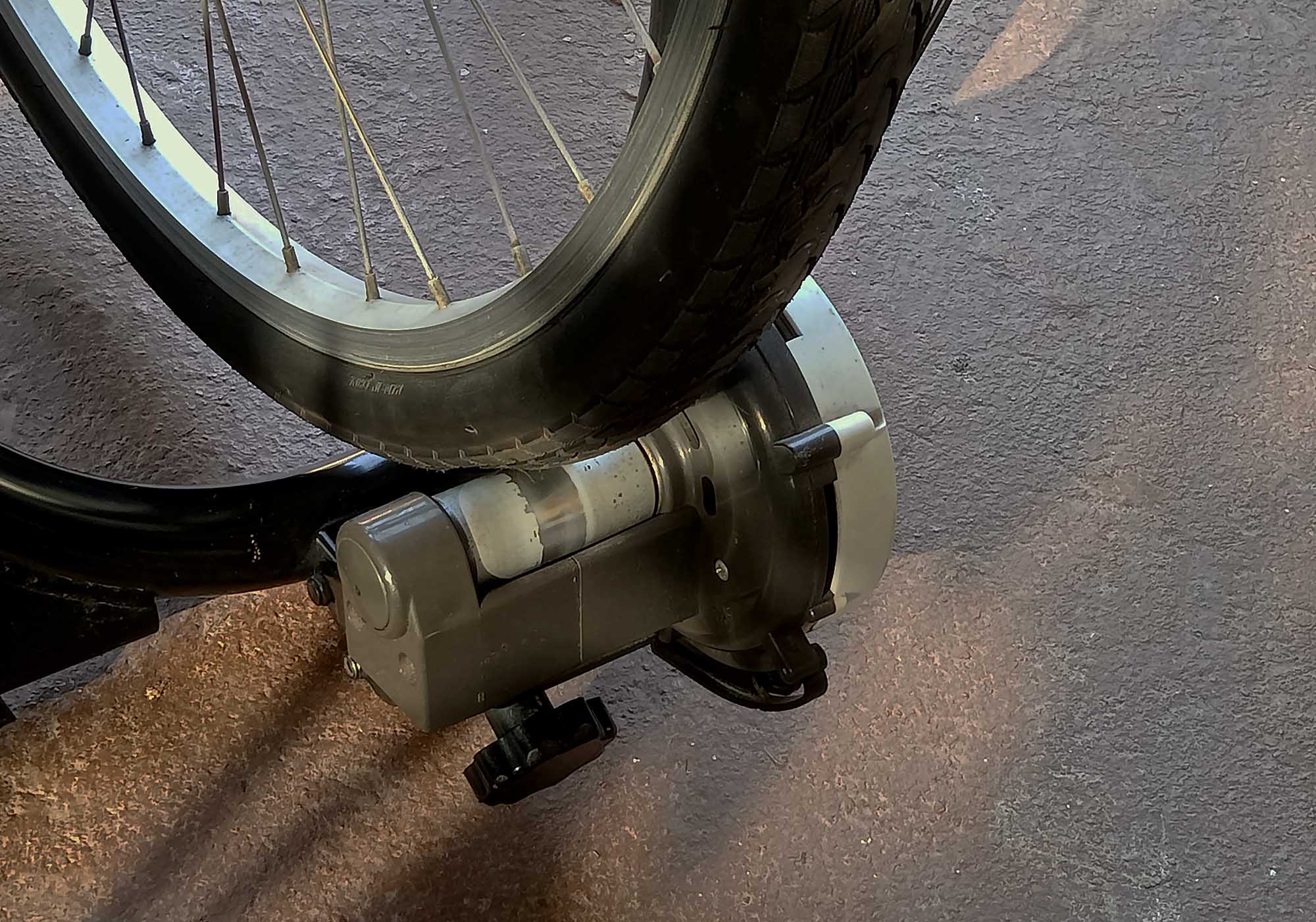 เทรนเนอร์ปั่นจักรยาน