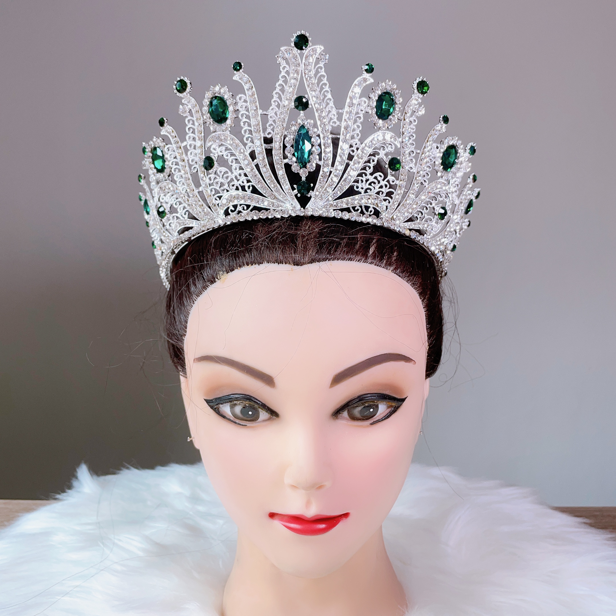 (พร้อมส่ง) เทียร่า 395 สีเขียว มงกุฎนางงาม มงกุฎเจ้าสาว มงกุฎเพชร งานพรีเมี่ยม สินค้าพร้อมส่งจากไทย