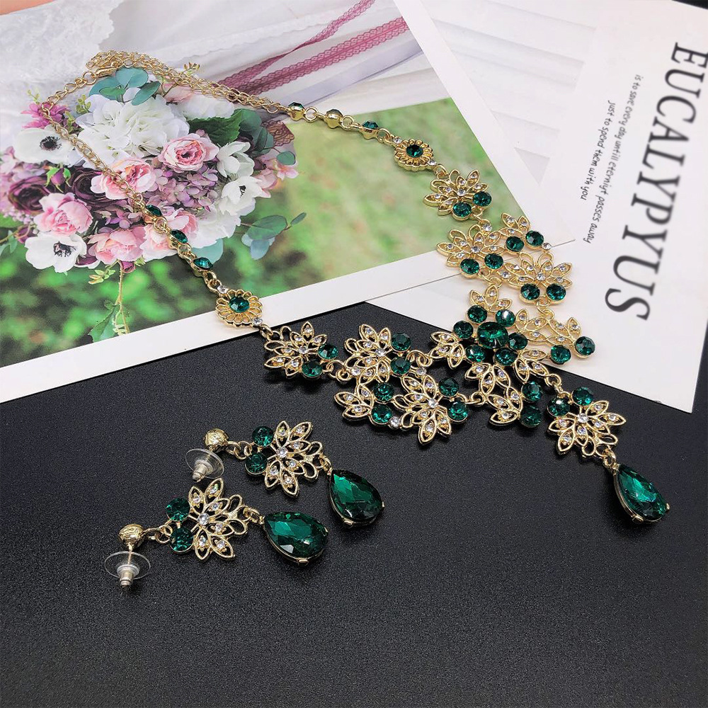 SET001 สีเขียว เครื่องประดับ 3 ชิ้น มงกุฎ สร้อยคอ ต่างหู จัดเซทสวยงาม สินค้าพร้อมส่งจากไทย