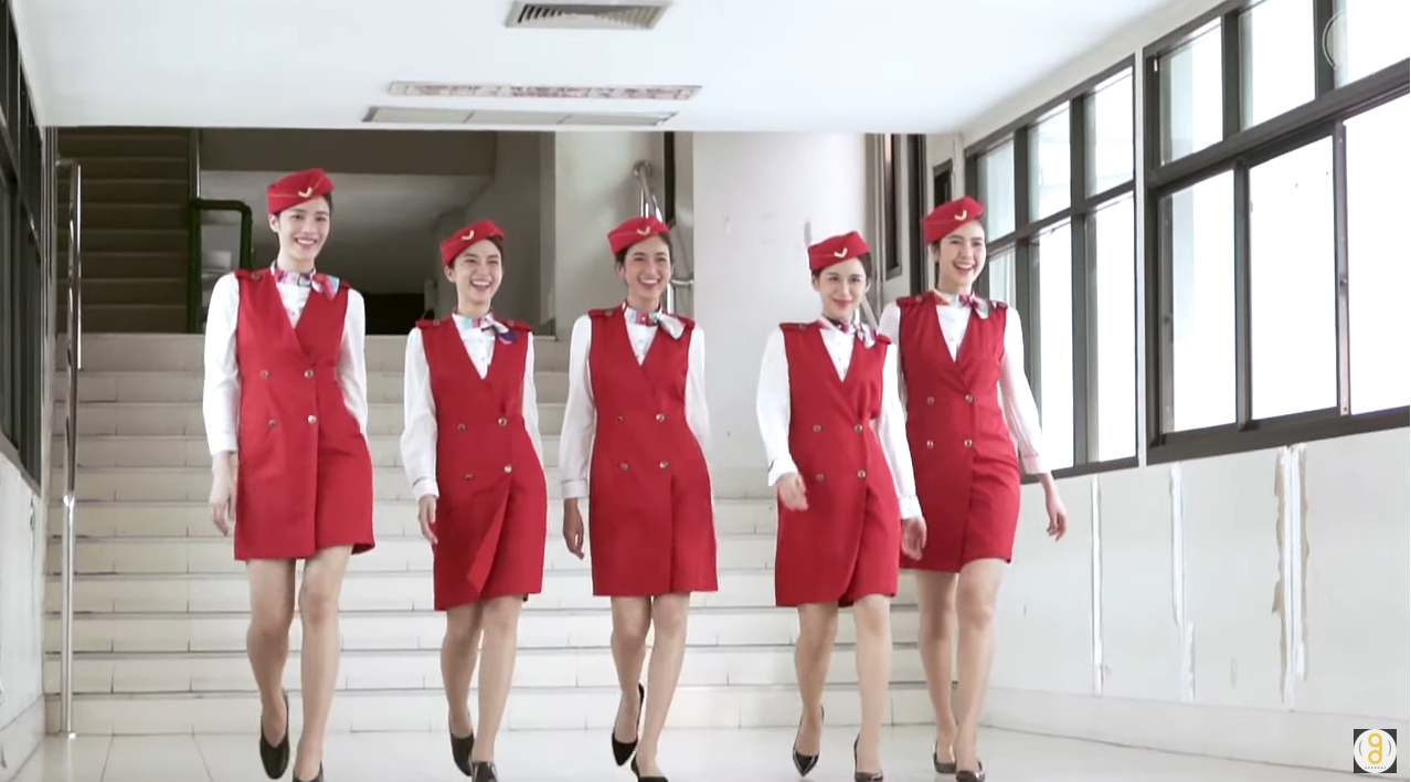 ชุดแอร์โฮสเตรส แบบชุดแซก / ชุดอาชีพในฝัน