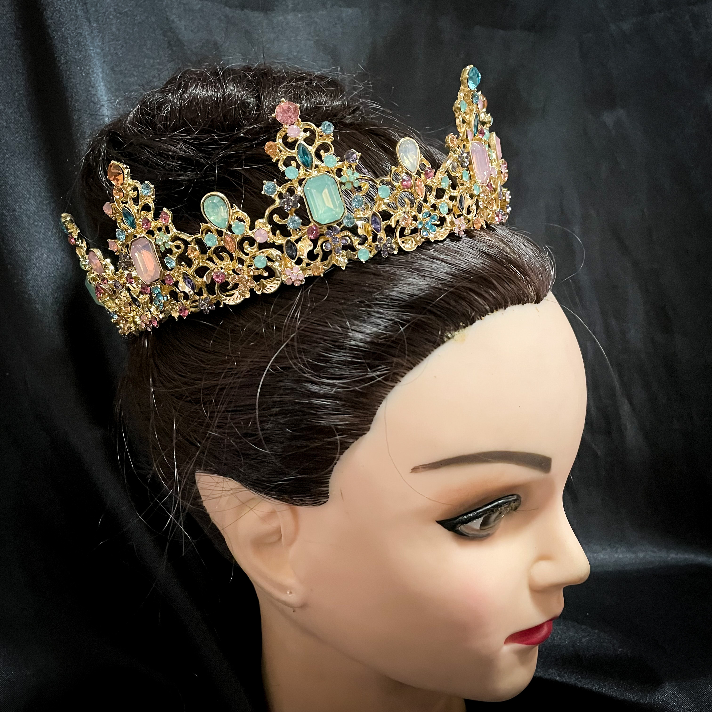 (พร้อมส่ง) มงกุฏ 066 สีทอง มงกุฎนางงาม มงกุฎเจ้าชาย มงกุฎสไตล์วินเทจ งานสวย QCเพชรทุกเม็ดไมมีหลุด