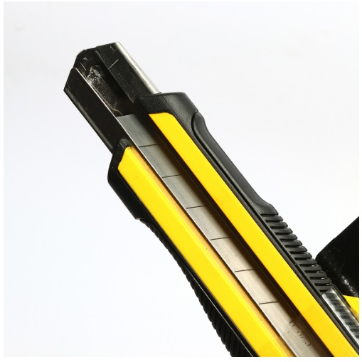 มีดคัตเตอร์ DYNAGRIP 7" 10-425 STANLEY