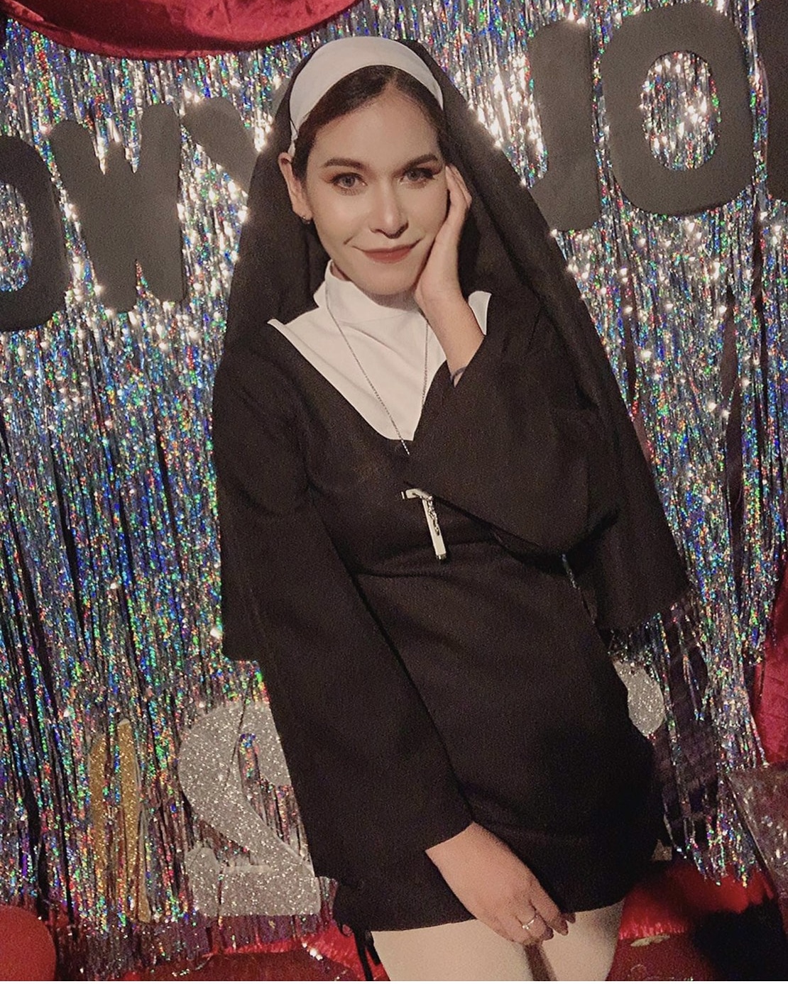 ชุดแม่ชี ชุดซิสเตอร์ แบบสั้น