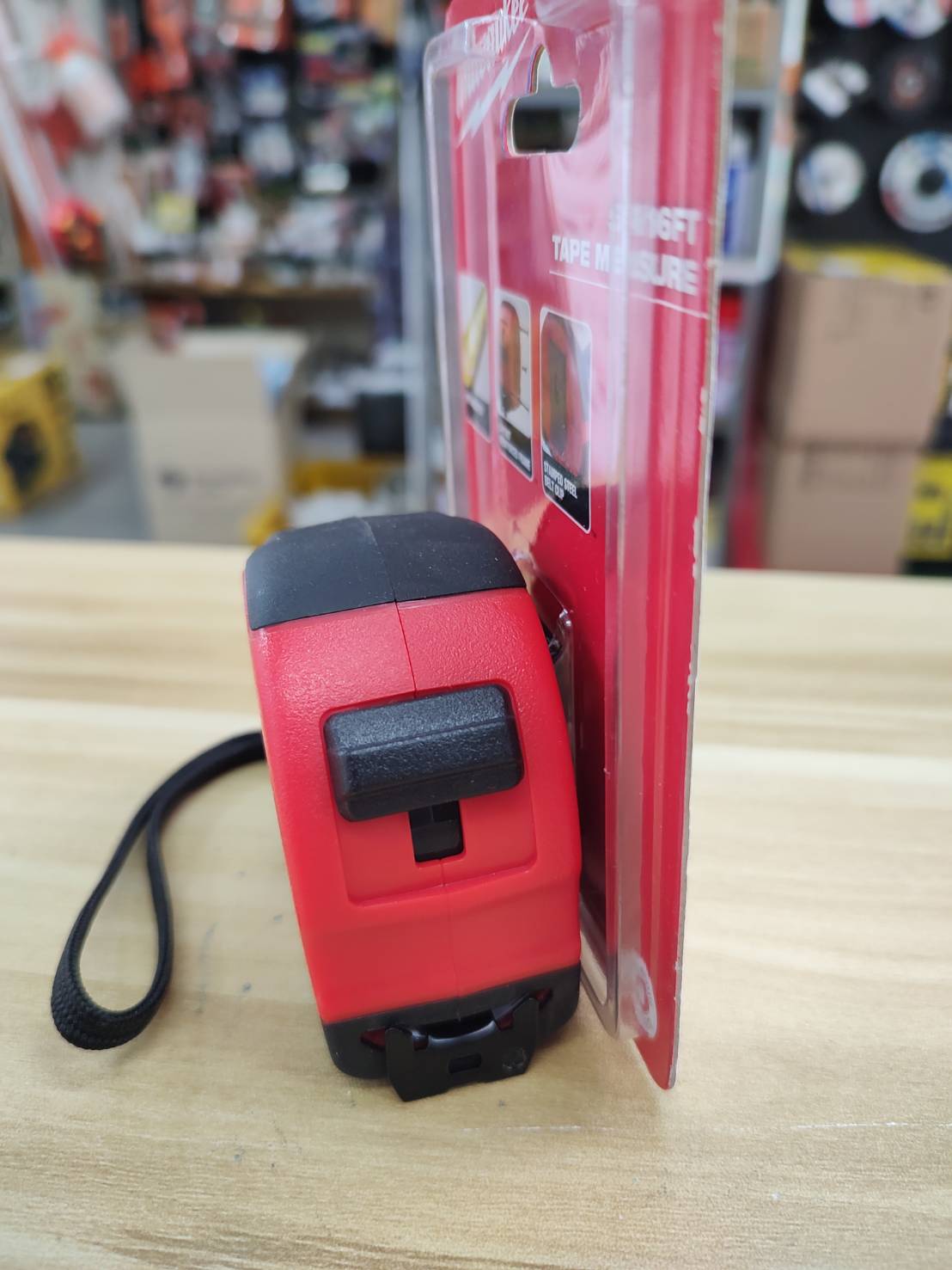 ตลับเมตร5m/16FT RED 48-22-7816 MILWAUKEE