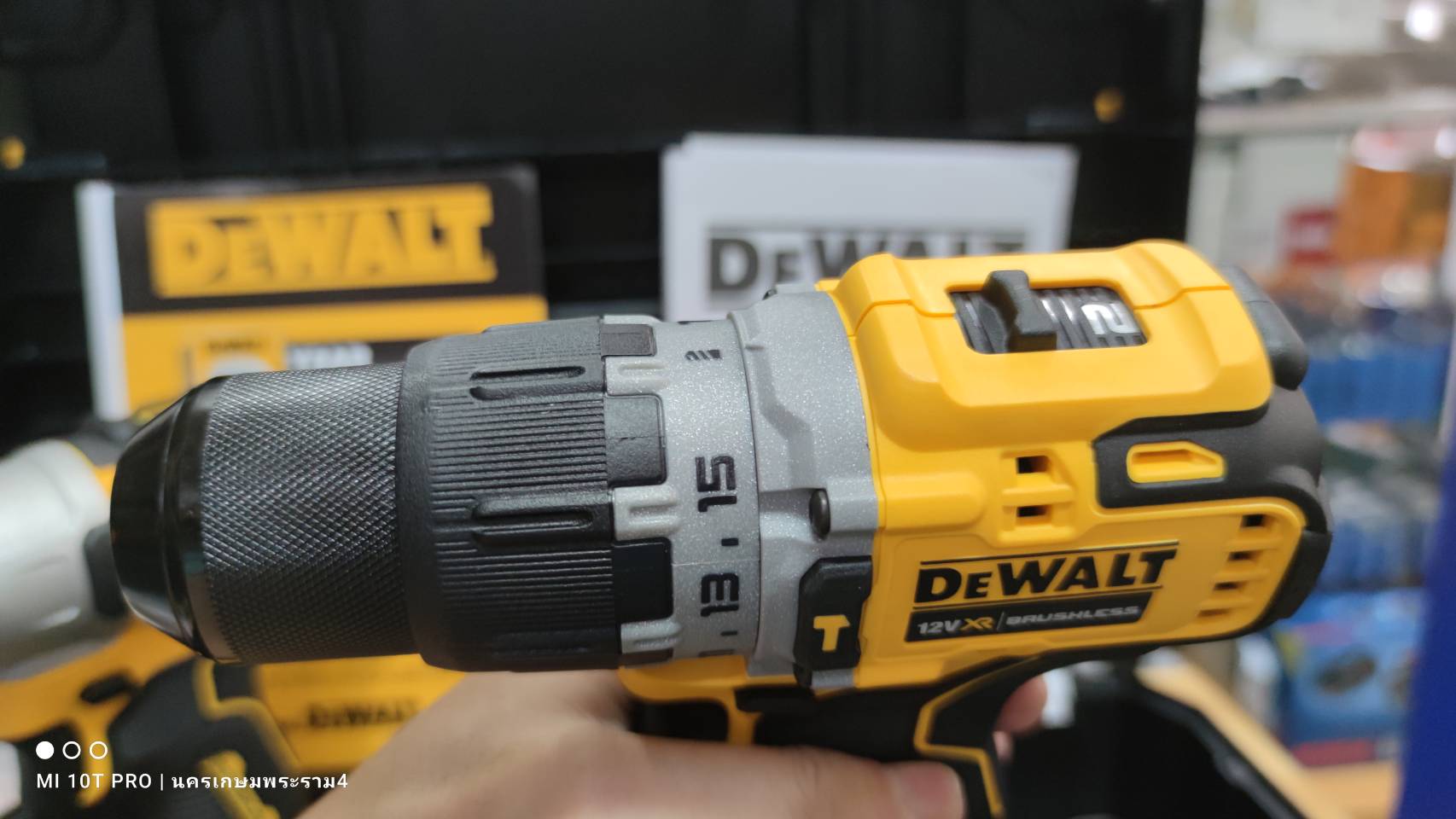 ชุดสว่านคอมโบ้12V DCK2111L2T DEWALT