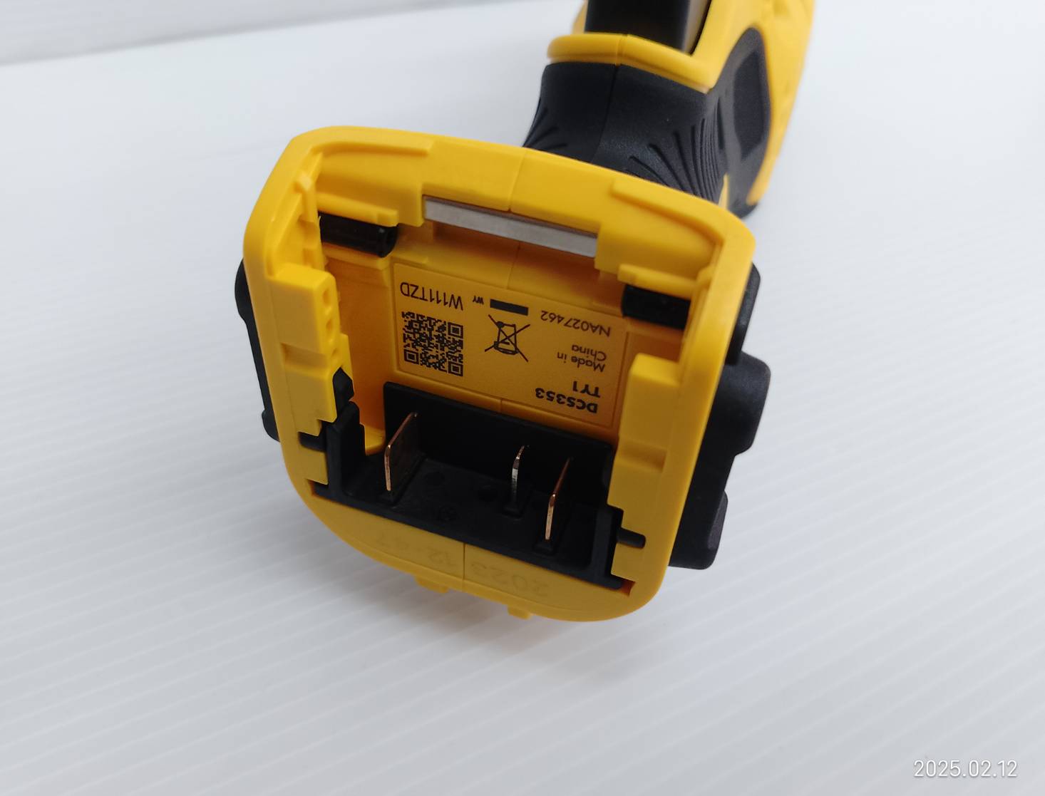 มัลติทูล12V DCS353NT DEWALT