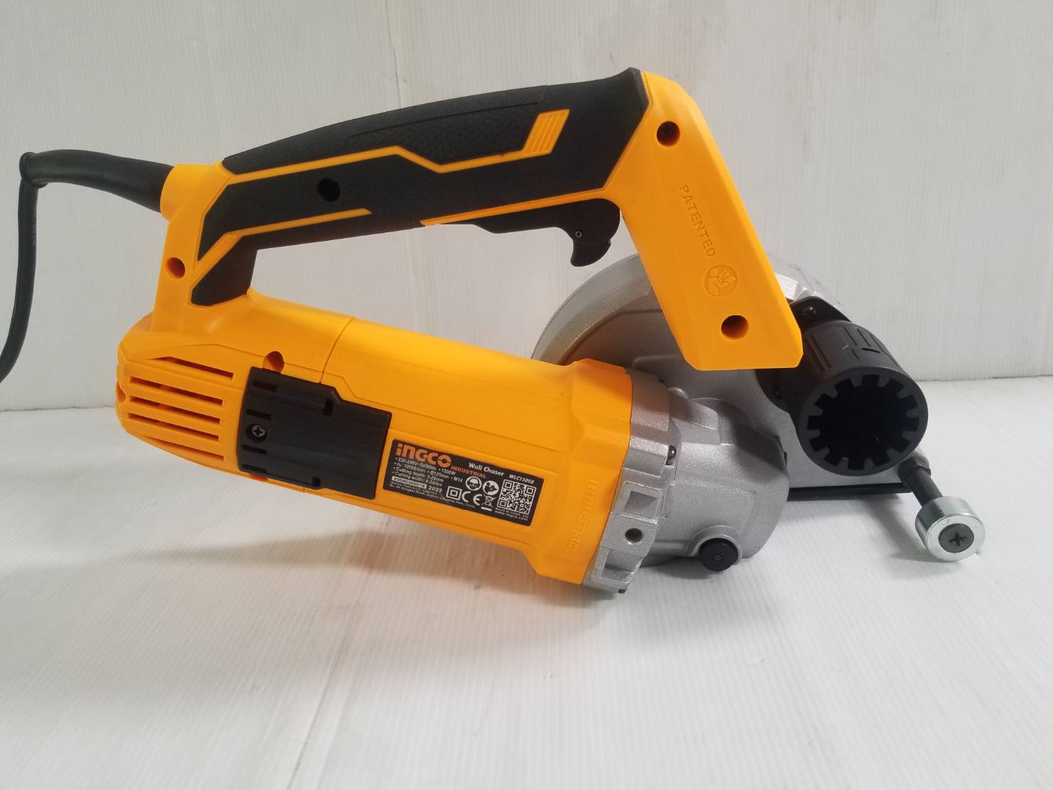 เครื่องเซาะร่องคอนกรีต4" WLC15008 INGCO