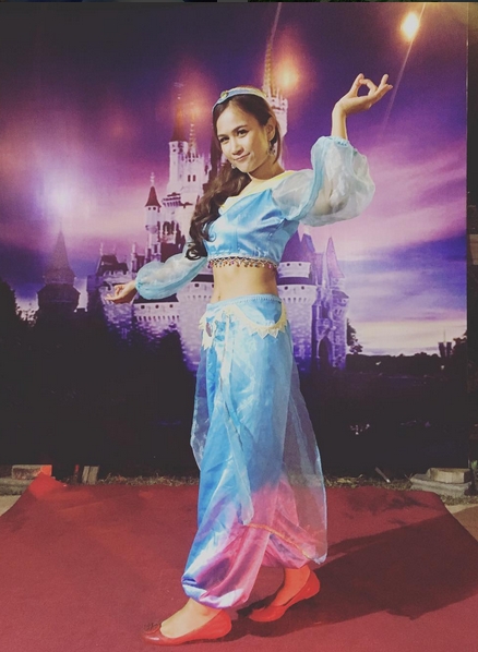 ชุดเจ้าหญิงจัสมิน / อะลาดินกับตะเกียงวิเศษ