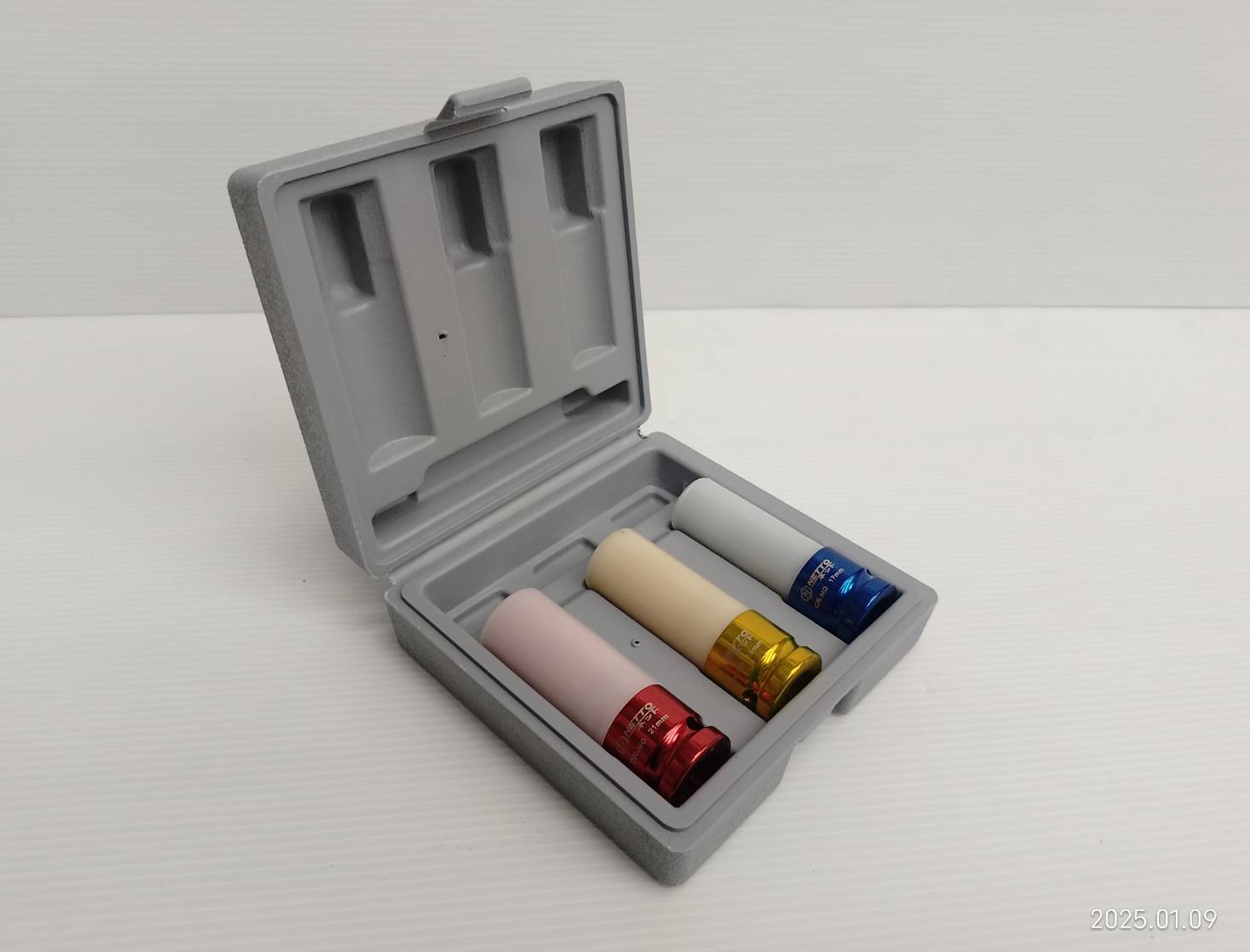 ชุดลูกบล็อกถอดล้อรถยนต์แกน 1/2 X 3 ชิ้น (เบอร์ 17, 19, 21) NETTO 61103