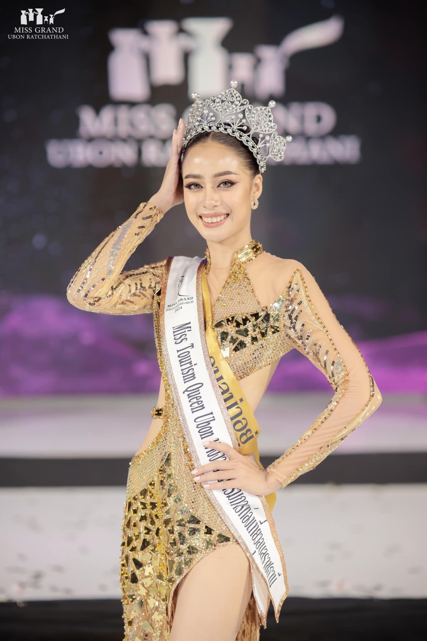 (พร้อมส่ง) มงกุฏ 091 สีขาว มงกุฎนางงาม มงกุฎเพชร มงกุฎประกวด สินค้าพร้อมส่ง ไม่ต้องรอนาน งานพรีเมี่ยม