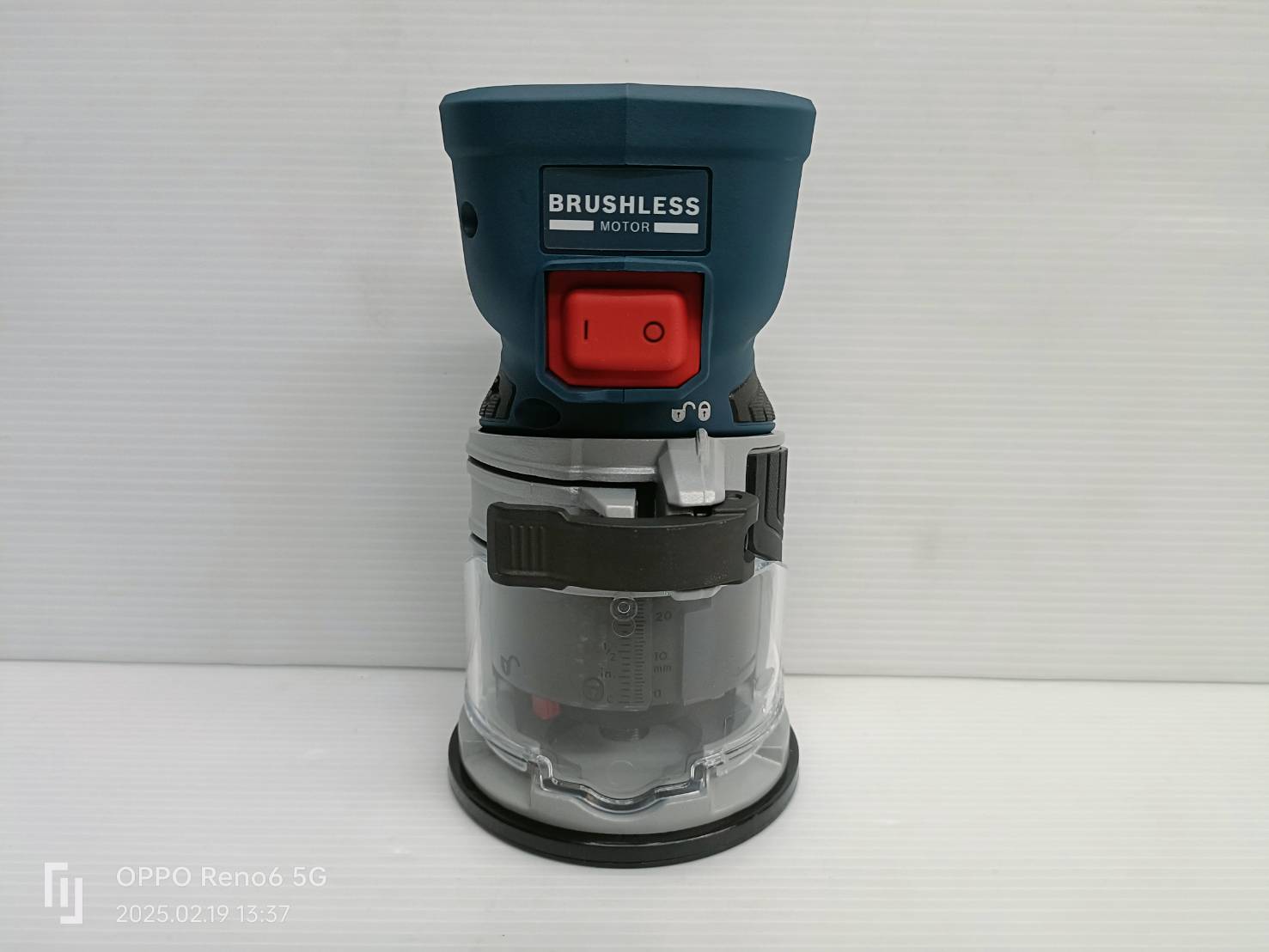 BOSCH GKF18V-8 Professional เครื่องเซาะร่อง18V
