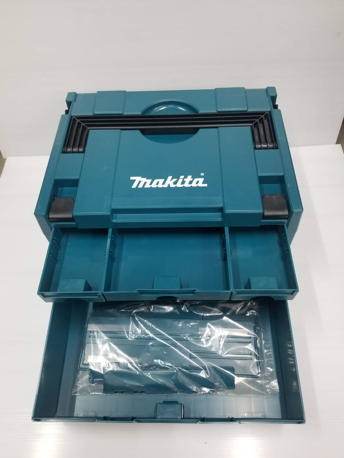 กล่อง Makpac 4ลิ้นชัก MAKITA P-84311