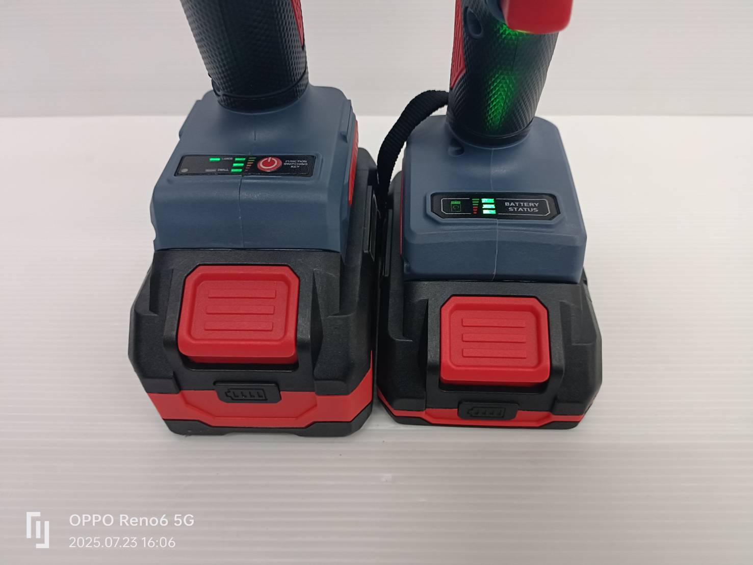 ชุดเซ็ตสว่านไขควงและบล็อกไร้สาย 20V SCCG-100