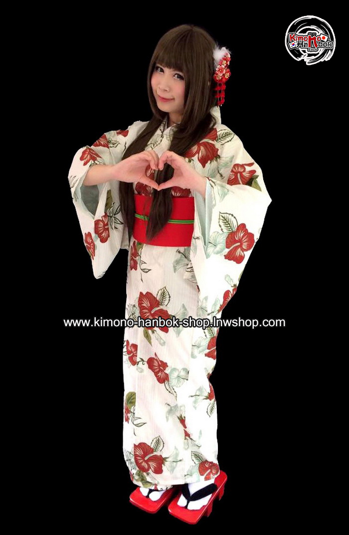 set.ยูกาตะ สีขาวครีมลายดอกชบาสีแดง *เหลือชุดสุดท้ายมีตำหนิ ลดราคาพิเศษ