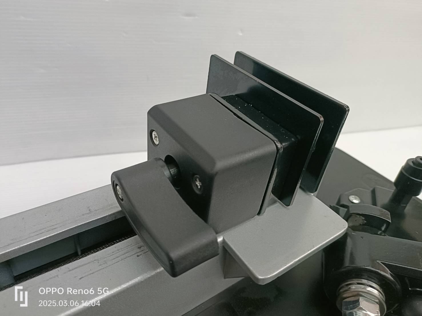 เลื่อยสายพานตัดเหล็ก รุ่น D-OK-MBS127 OKURA