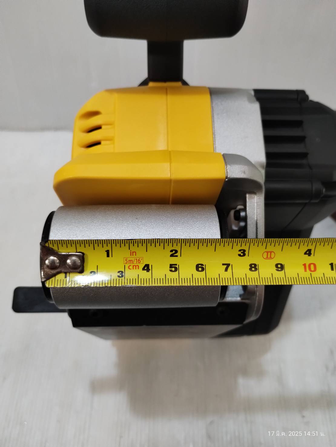 เครื่องขัดกระดาษทรายสายพาน20V DCW220N Dewalt (ตัวเปล่า)