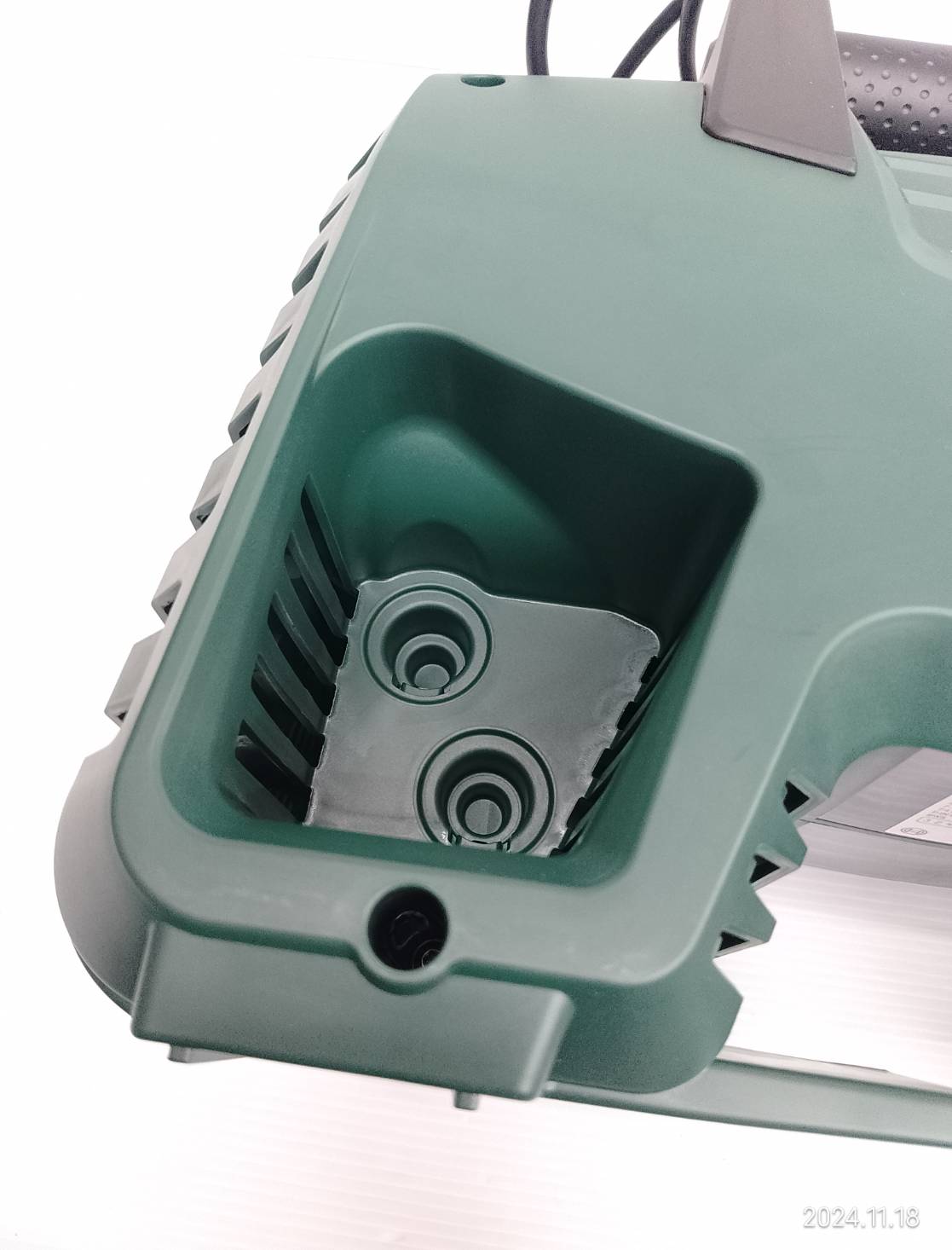 เครื่องฉีดน้ำแรงดันสูง EASYAQUATAK110 BOSCH