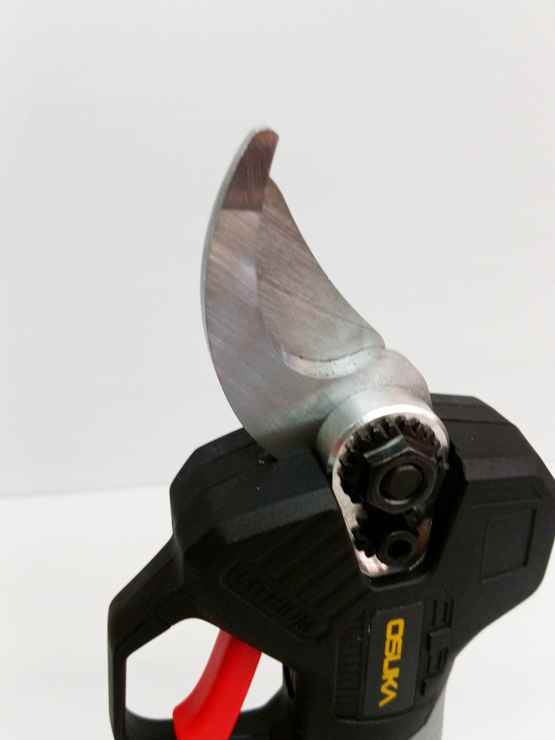 กรรไกรตัดกิ่งไร้สาย 20V OCMPP451-N OSUKA (เฉพาะตัวเครื่อง)