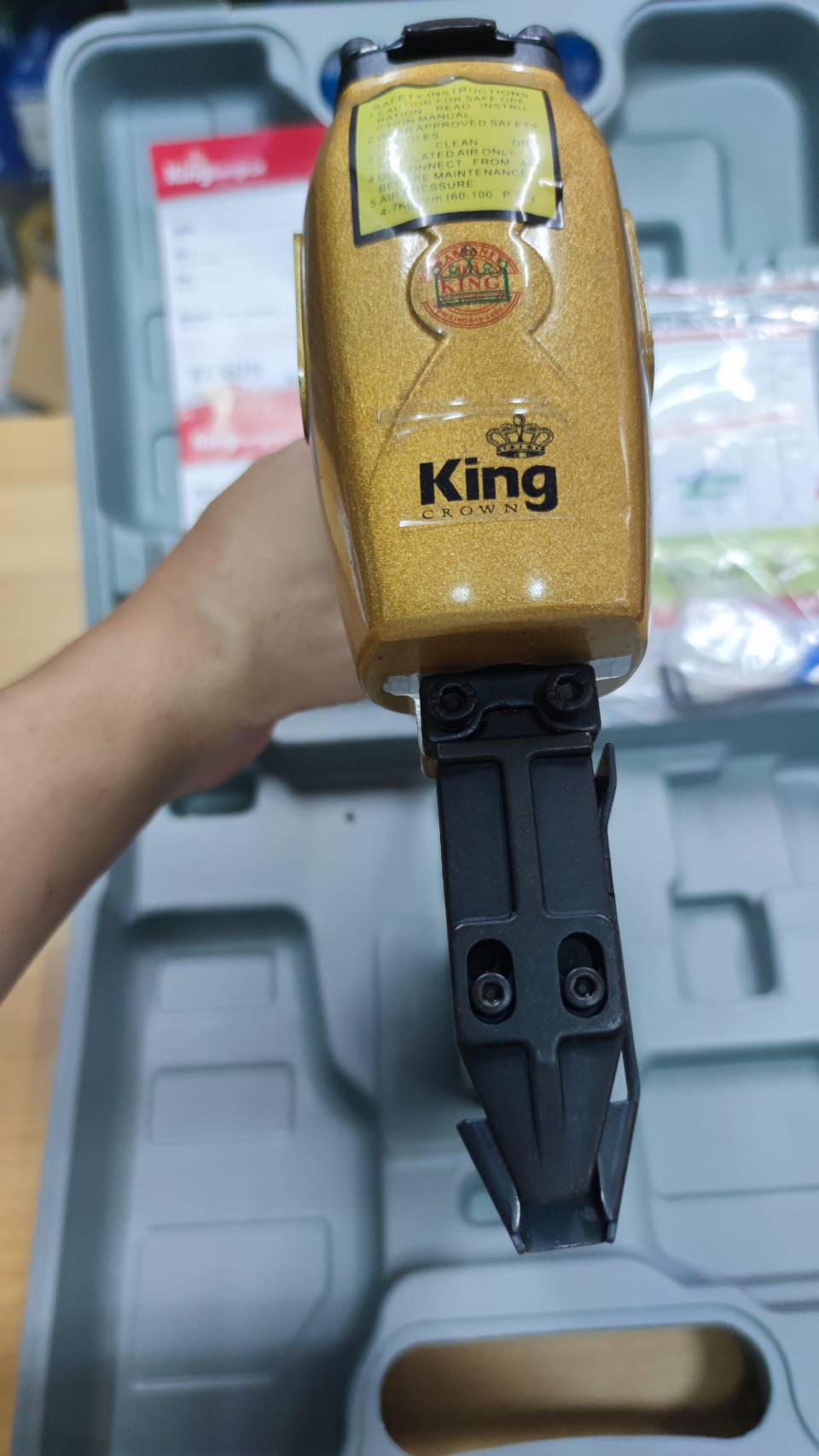 แม็กยิงตะปูลม ขาเดี่ยว F-50 King