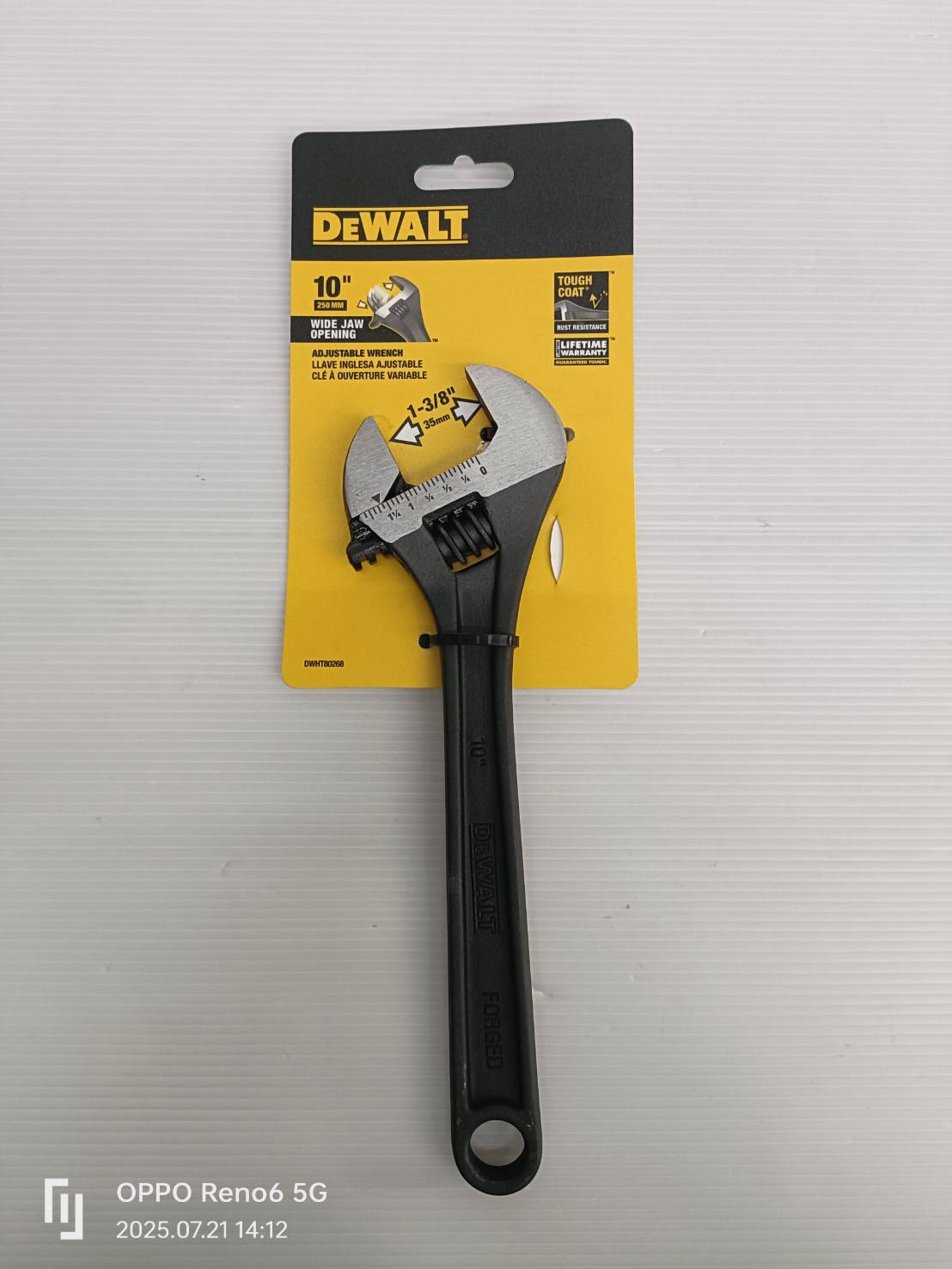 DEWALT ประแจเลื่อนขนาด 10 นิ้ว รุ่น DWHT80268 ความกว้างของขากรรไกร 1-11/32 นิ้ว ผลิตจากเหล็กกล้าทั้งชิ้น