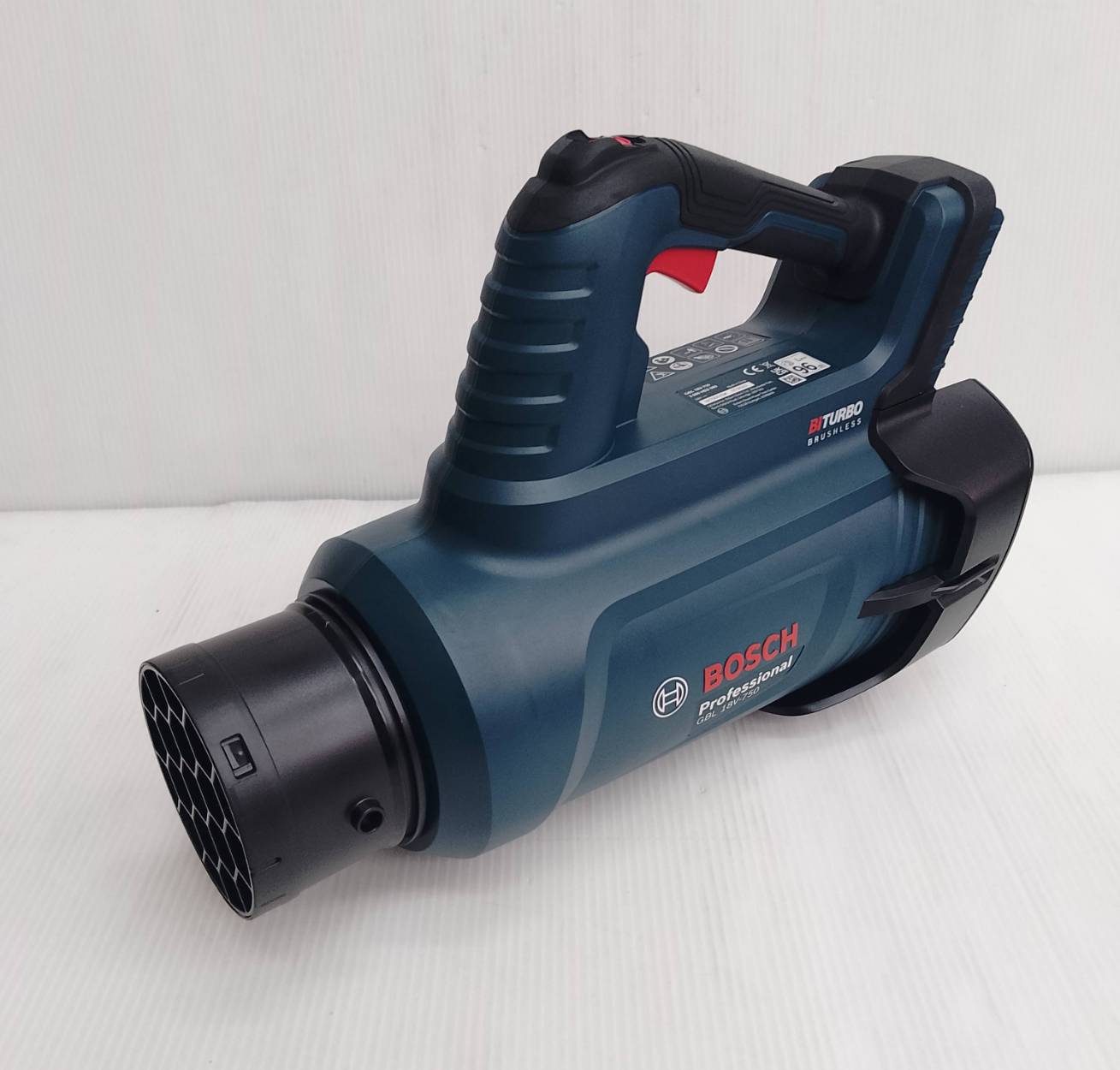 เครื่องเป่าใบไม้ GBL18V-750 BOSCH SOLO