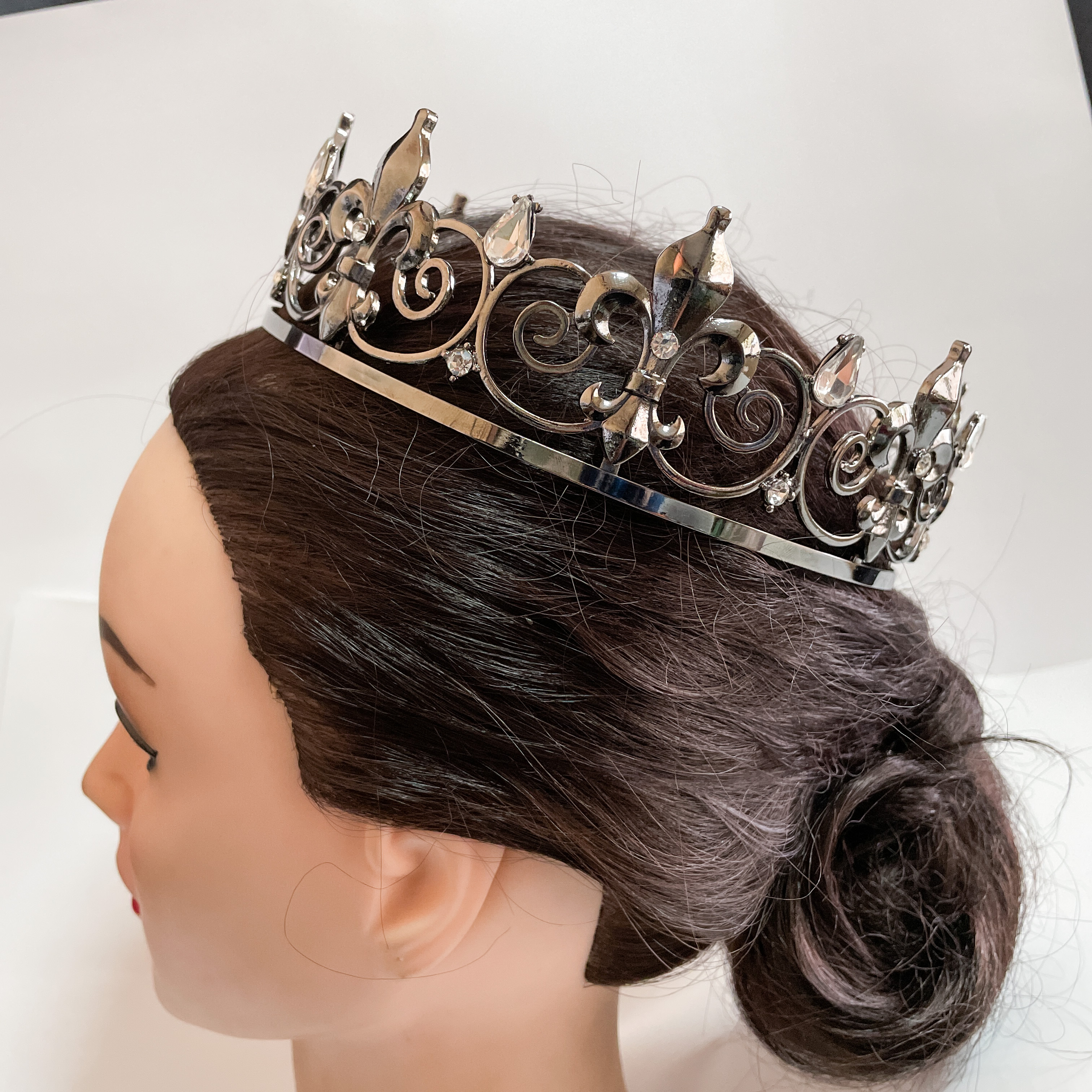 (พร้อมส่ง) มงกุฏผู้ชาย 026 สีดำ-พลอยขาว มงกุฎผู้ชาย มงกุฎเจ้าชาย งานสวย ปราณีต QCเพชรทุกเม็ด