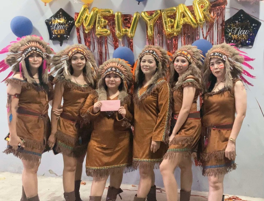 ชุดอินเดียแดงหญิง