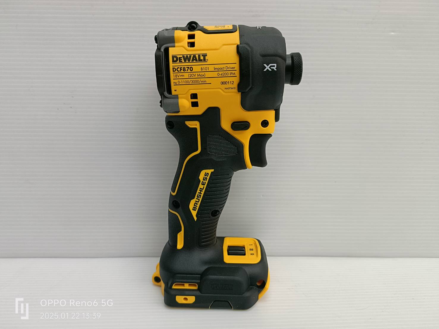 DEWALT ไขควงกระแทกไร้สาย 20V DCF870S1T-B1
