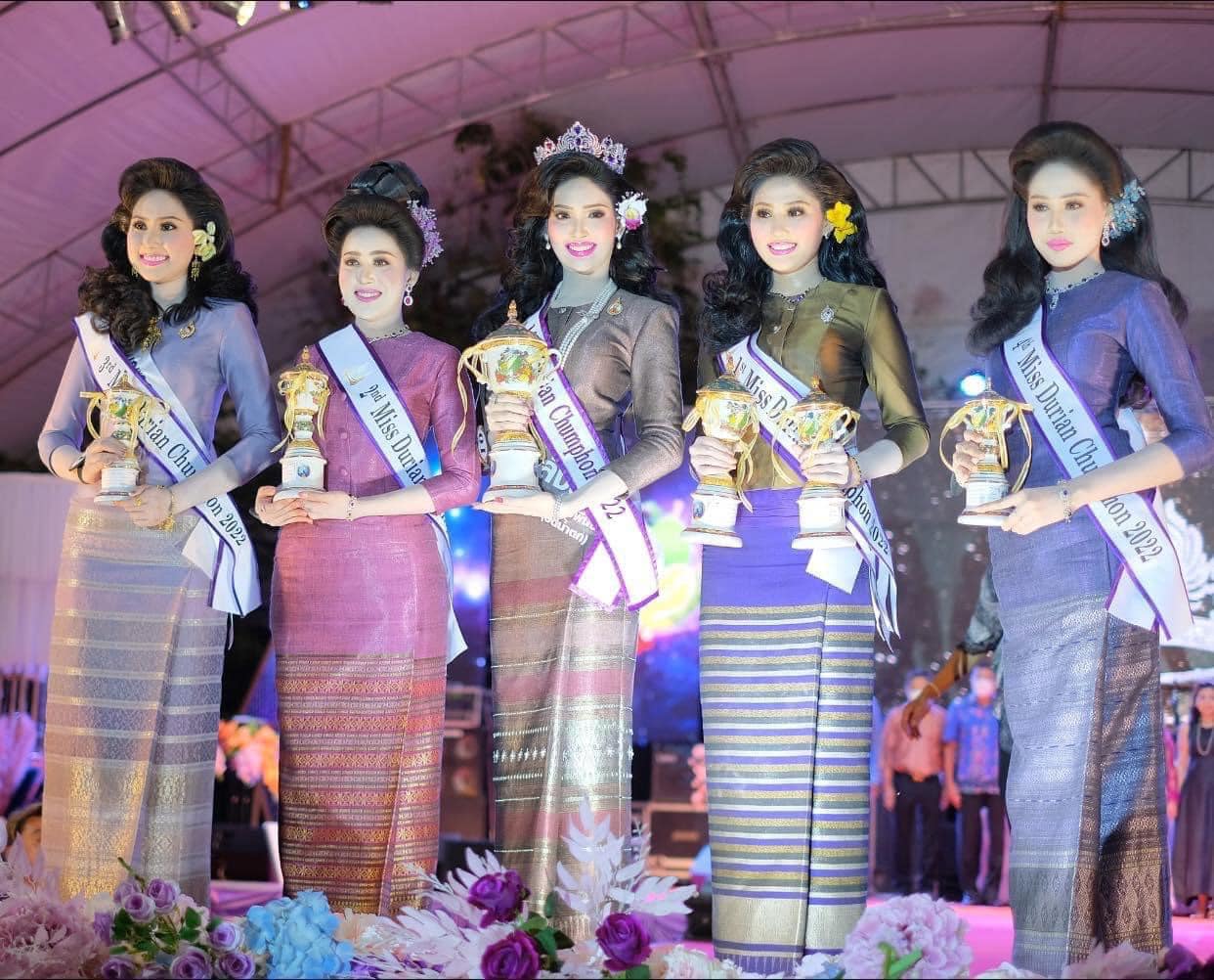 (พร้อมส่งจากไทย) มงกุฏ 093 สีม่วง มงกุฎนางงาม มงกุฎเพชร มงกุฎประกวด สินค้าพร้อมส่ง ไม่ต้องรอนาน งานพรีเมี่ยม