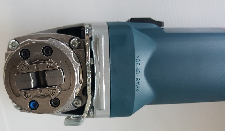 หินเจียร5" GWX14-125 BOSCH X-LOCK 06017B7000