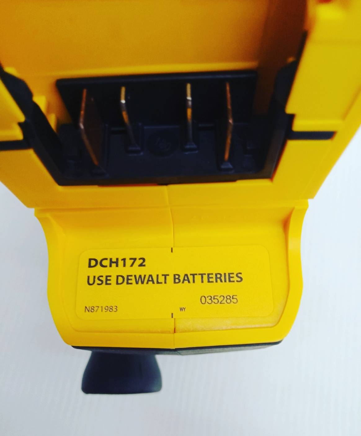 คอมโบ้ชุดสว่านไร้สาย20V (DCD800+DCH172) DCK2215P2T DEWALT