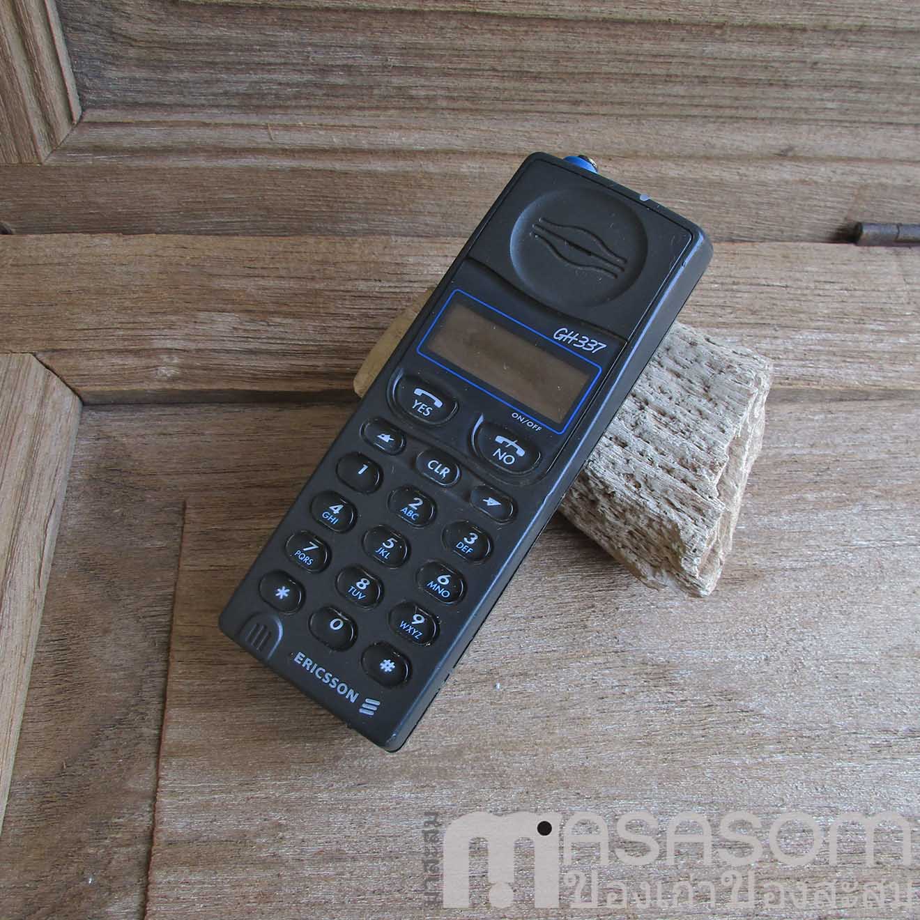 โทรศัพท์มือถือ Ericsson GH337