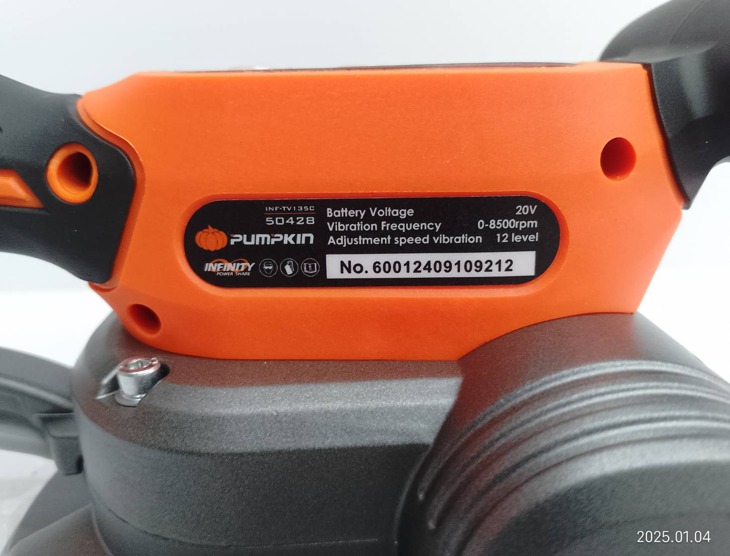 เครื่องดูดสั่นกระเบื้อง 20V INF-TV135C PUMPKIN #50428 (ตัวเปล่า)