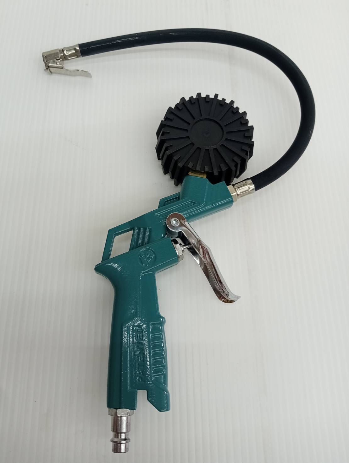 หัวเติมลม+เกจ์วัดลมสายอ่อน TAT11601 TOTAL