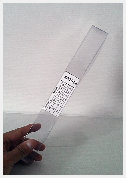 กล่องใส๋ ปากกา-เครื่องสำอางค์ ขนาด 3 x 2 x 26 cm