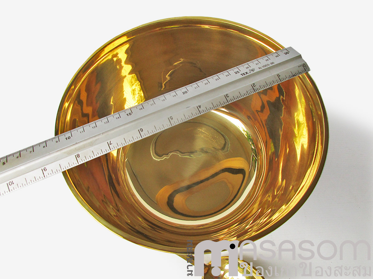 ชุดขันทองเหลืองและพาน 8 นิ้วครึ่ง