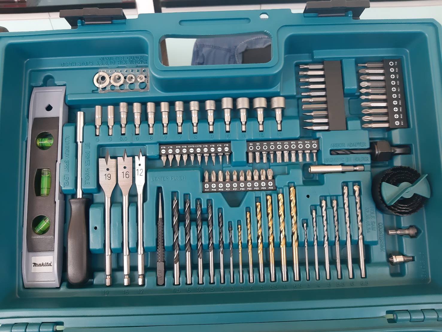 สว่านไขควงไร้สาย DDF453FX13 MAKITA