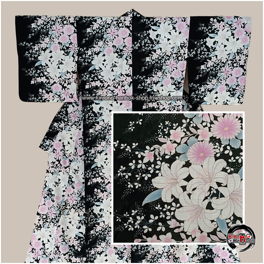 ยูกาตะดำลายดอกไม้สีพาสเทล