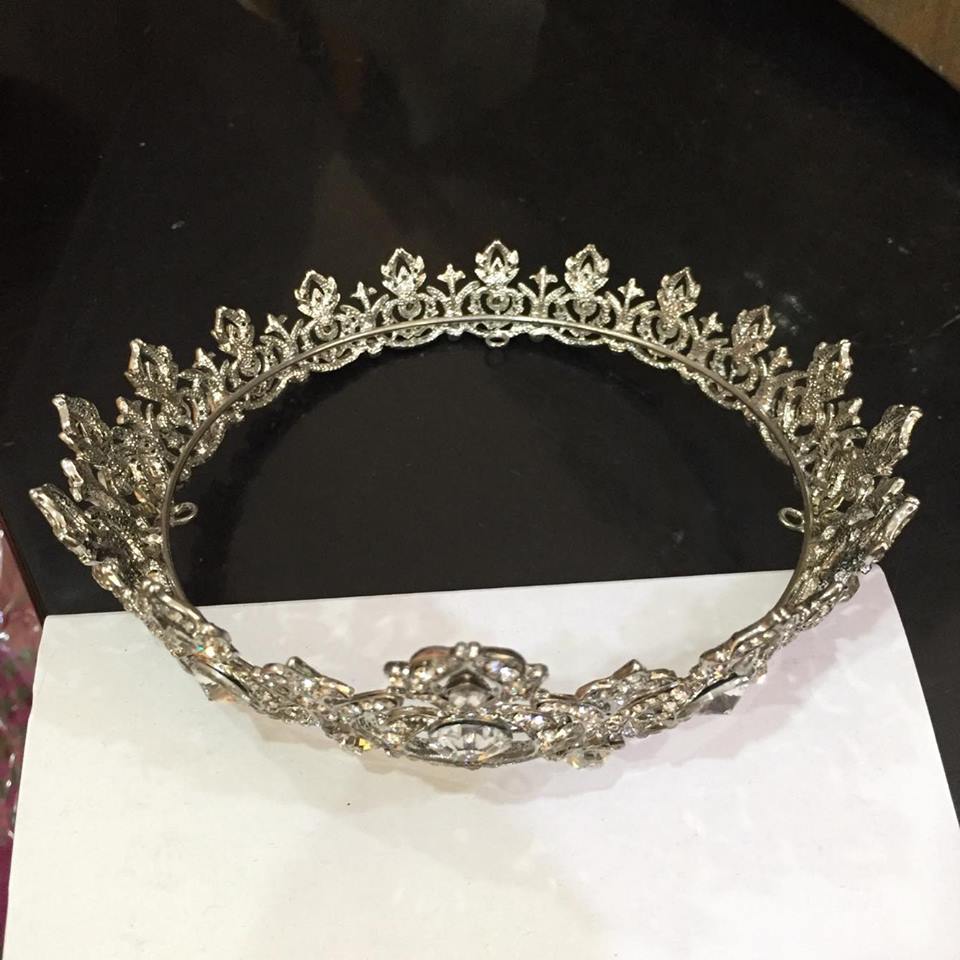 (พร้อมส่ง) มงกุฎ 031 งานสวย รุ่นฐานกลม ส่งด่วน ส่งจาก จ.อุบลราชธานี