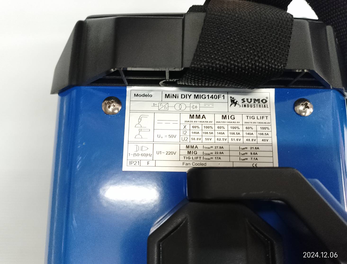 SUMO ตู้เชื่อม3ระบบ MIG/MMA/LIFT TIG รุ่น MIG140F1