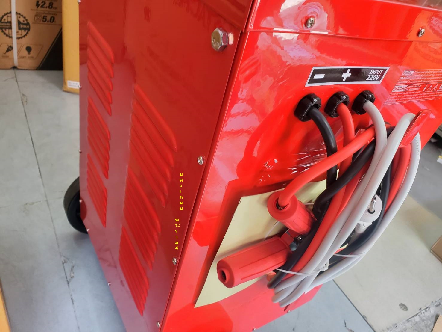 ตู้ชาร์จแบตเตอรี่ L060100 (60V 100A) LION