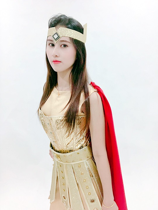 ชุดนักรบโรมันหญิงสีทอง / ชุดเทพเจ้า / ชุดเทพแห่งการต่อสู้