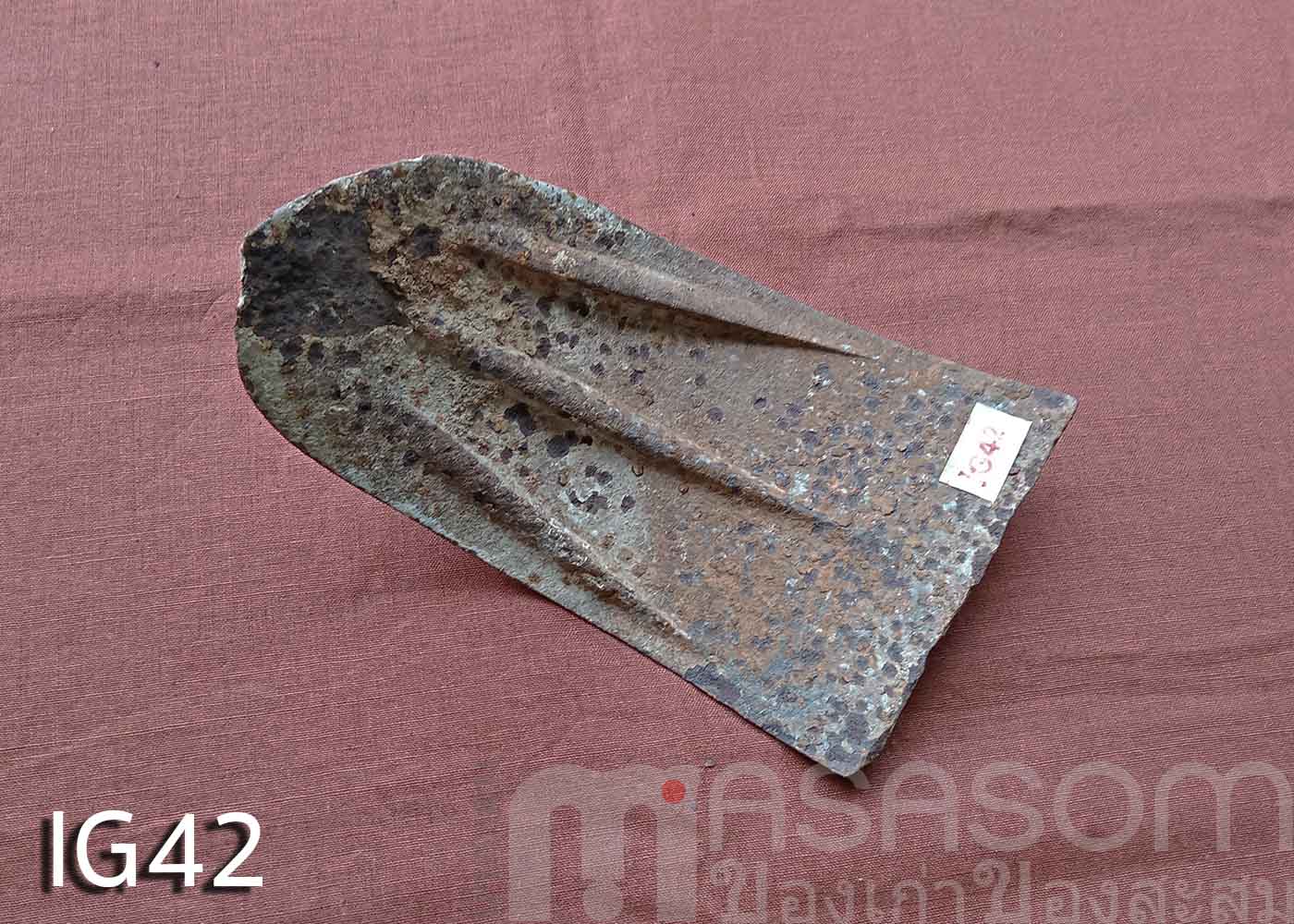 ผานไถนาโบราณ IG42