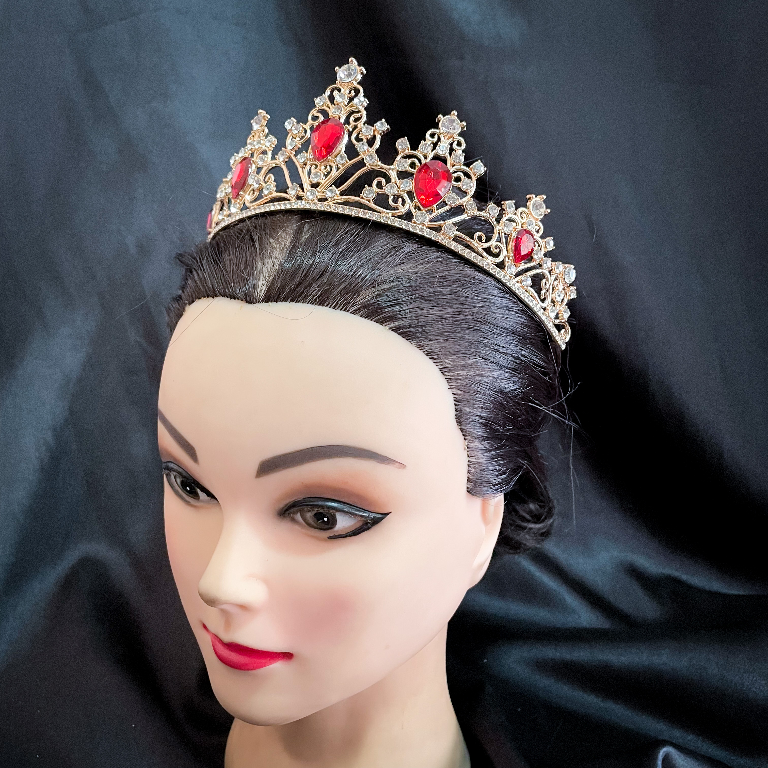 (พร้อมส่ง) เทียร่า 319 สีแดง มงกุฎนางงาม มงกุฎเจ้าหญิง งานสวย ปราณีต QCเพชรทุกเม็ด สินค้าพร้อมส่งจากไทย