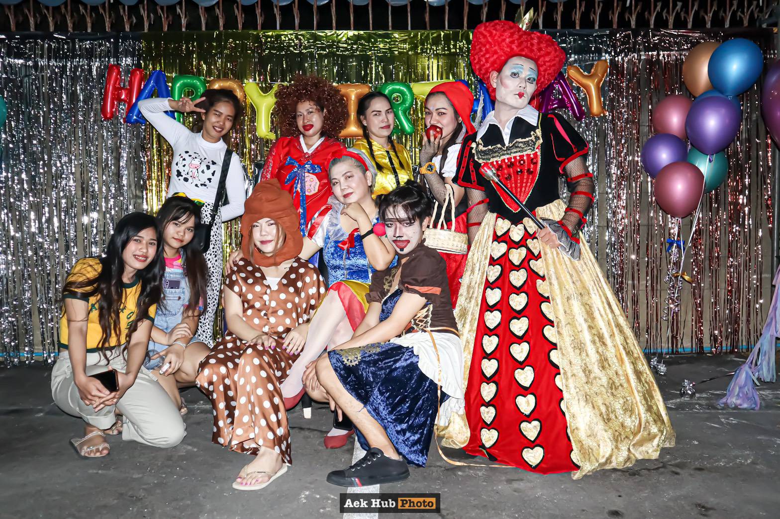 ชุดราชินีโพแดง / ชุดราชินีอิเรซเบธ / ชุด Red Queen @ อลิส อิน วันเดอร์แลนด์ / ชุดราชินีแดง / ชุดราชินีไพ่