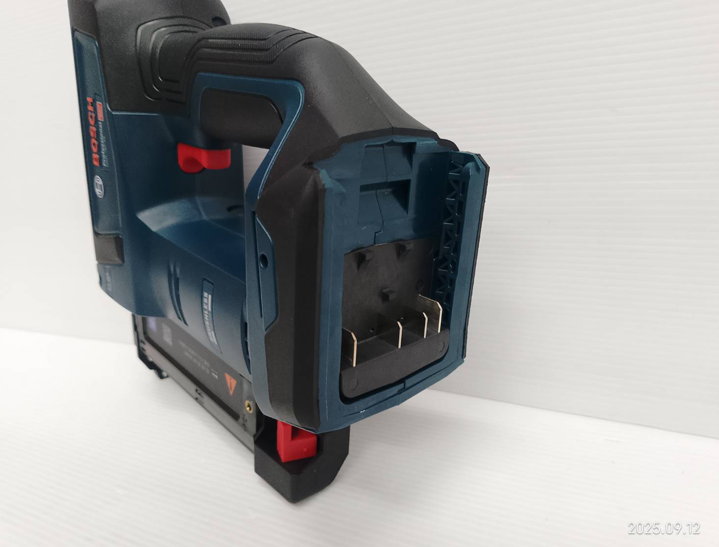 ปืนยิงตะปูไร้สาย18V GNH18V-35 BOSCH 0601482780 ใช้ตะปู PIN