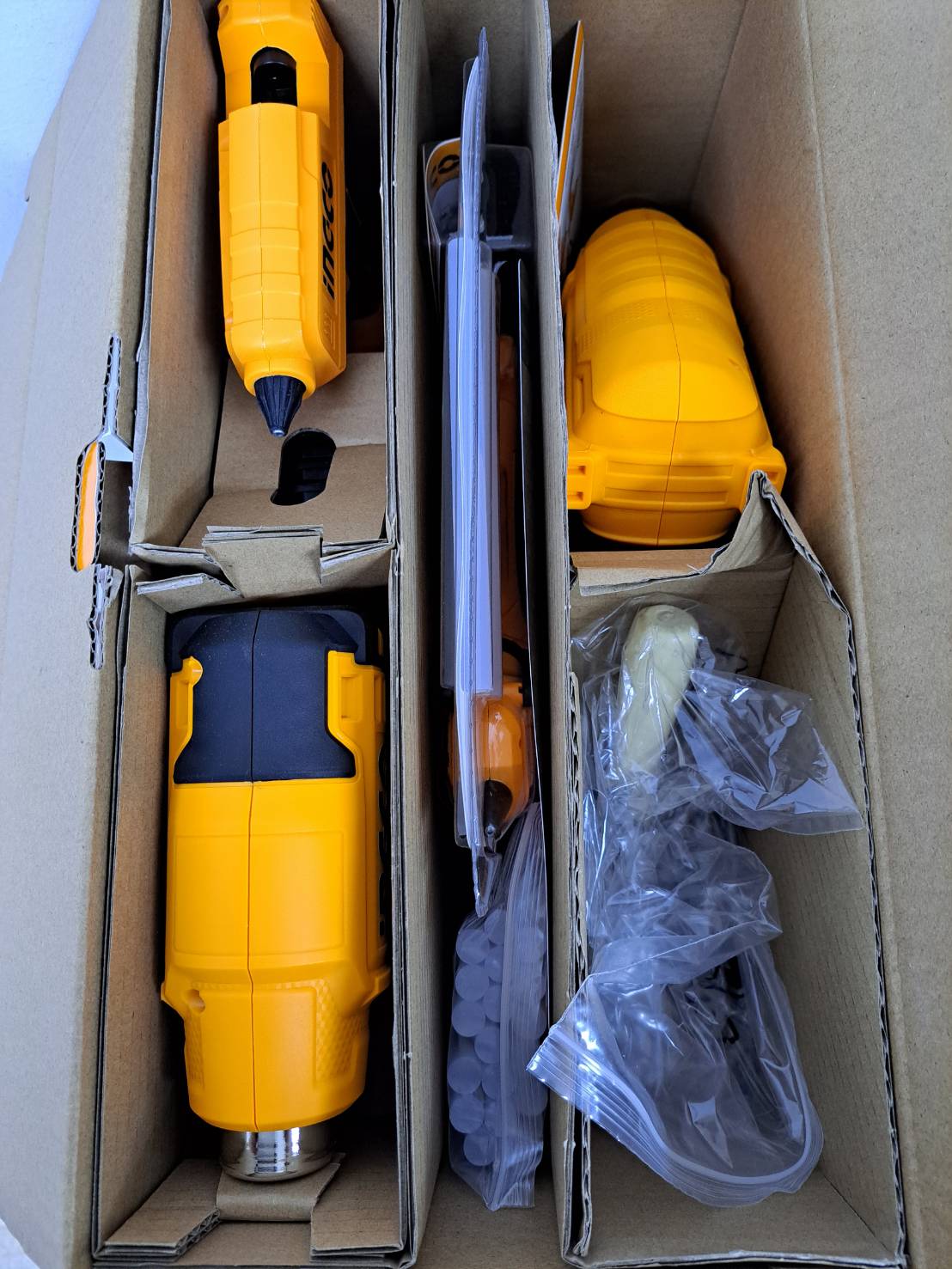 INGCO ชุดคอมโบ้ปืนยิงกาว+เป่าลมร้อน COSLI23021