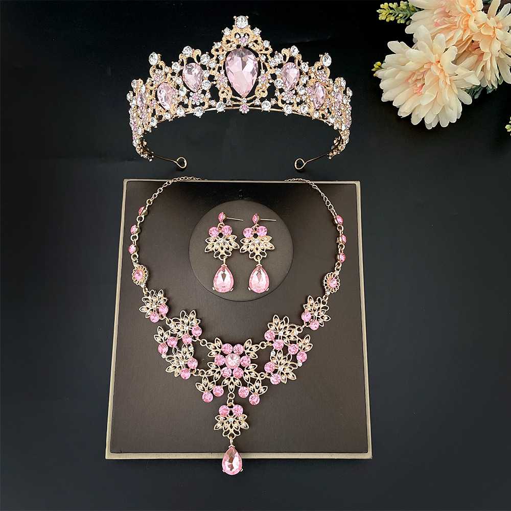SET004 สีชมพู เครื่องประดับ 3 ชิ้น มงกุฎ สร้อยคอ ต่างหู จัดเซทสวยงาม สินค้าพร้อมส่งจากไทย