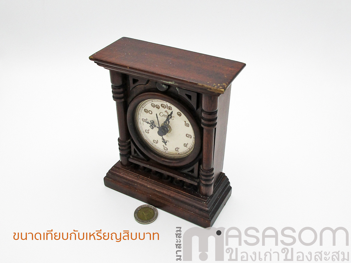 นาฬิกาตั้งโต๊ะไม้เก่า