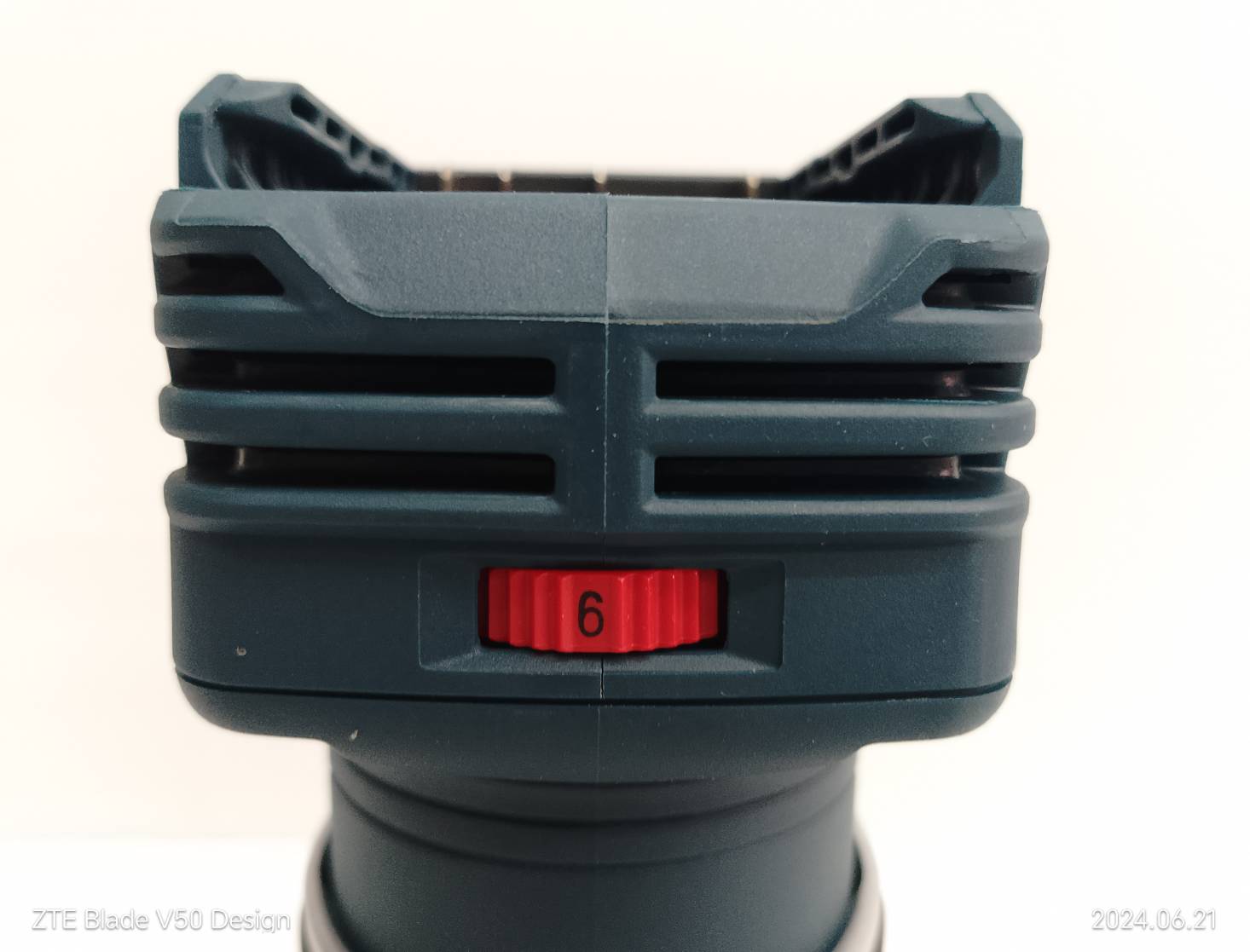 ทริมเมอร์18V GLF18V-8 BOSCH SOLO 06016C60L0